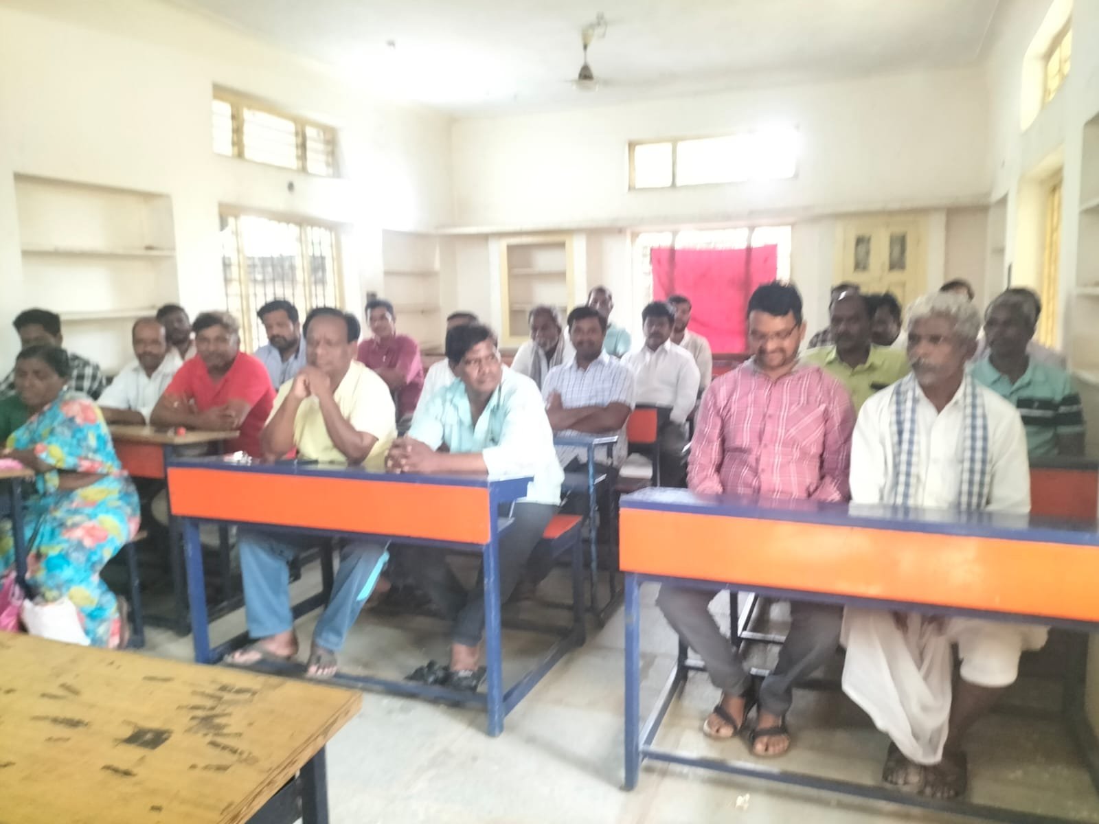 కామారెడ్డి: క్విట్  ఇండియా ఉద్యమ స్పూర్తితో... ఆగష్టు 10న "జైల్ భరో".  - కార్మిక, రైతు, ప్రజా వ్యతిరేక విధానాలు అనుసరిస్తున్న కేంద్ర  ప్రభుత్వ విధానాలను ఎండగట్టాలి.  - సిఐటియు జిల్లా అధ్యక్షులు చంద్రశేఖర్ - Additional Image