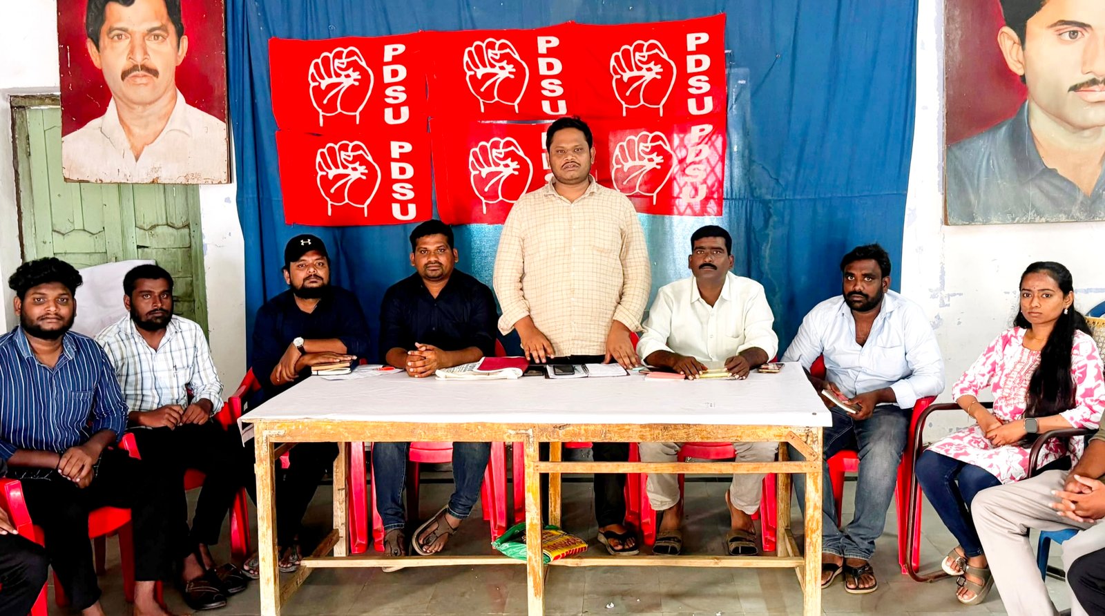 డిల్లీలో.. విద్యార్థులపై దాడి అమానుషం. కేంద్ర విద్యా శాఖ మంత్రి  రాజీనామా చేయాలి....పీడీఎస్ యు రాష్ట్ర అధ్యక్షుడు పి. మహేష్ డిమాండ్. - 